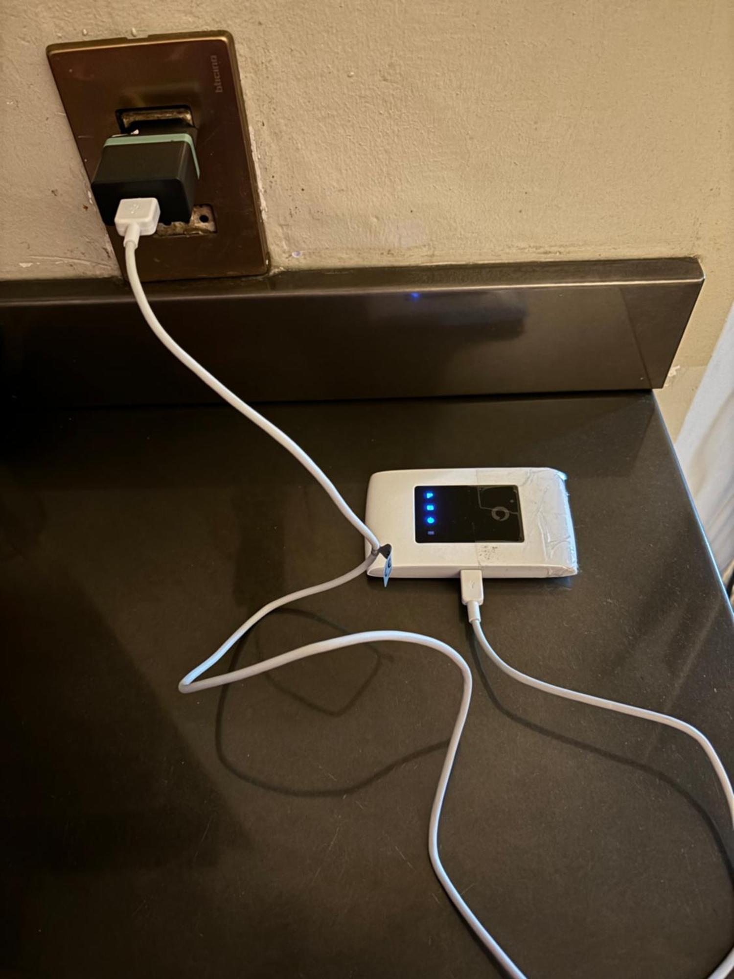 Apartment In Garibaldi Station And Self Check In 4 People