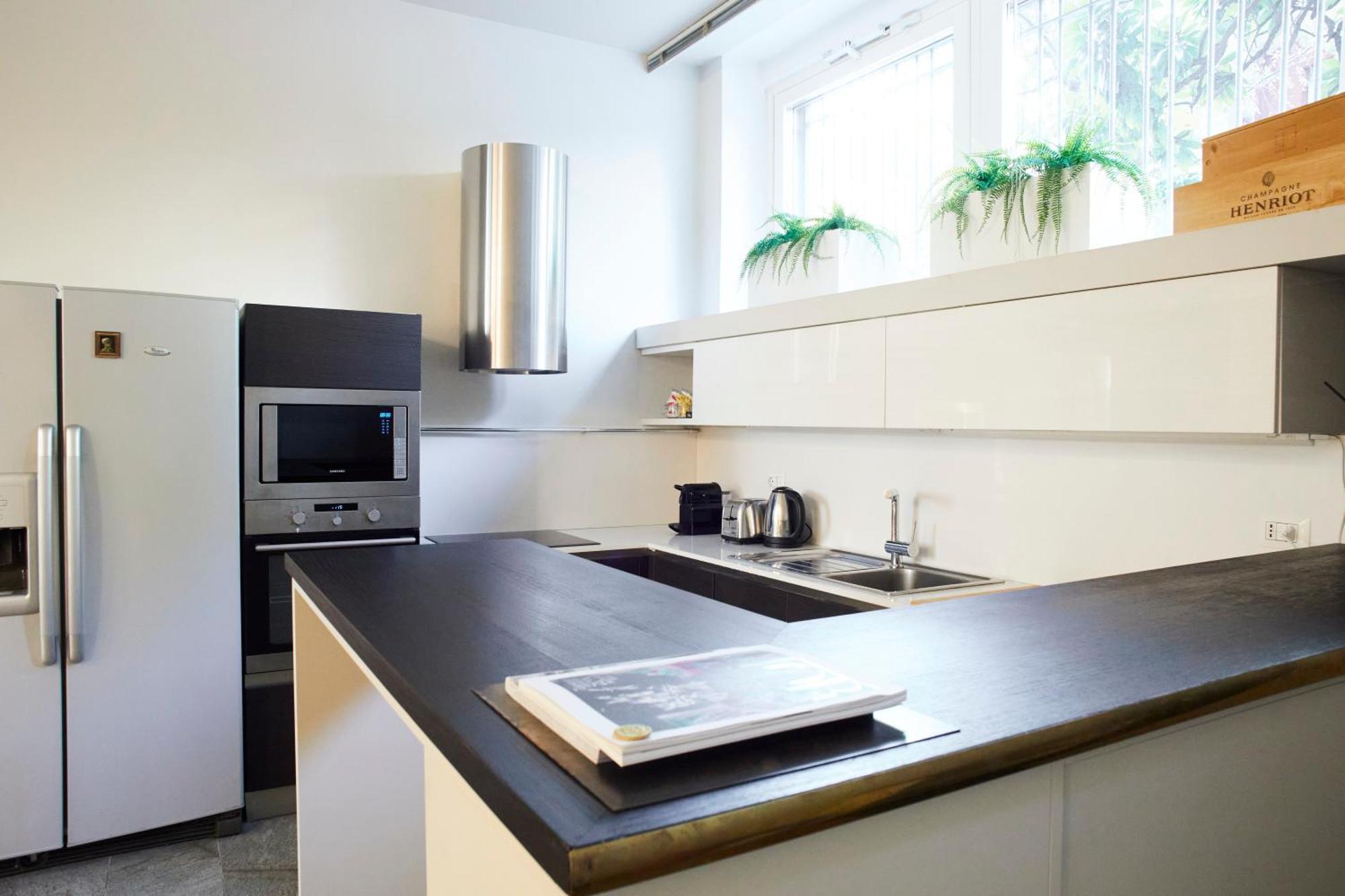 Luxury - Zona Bocconi Milan
