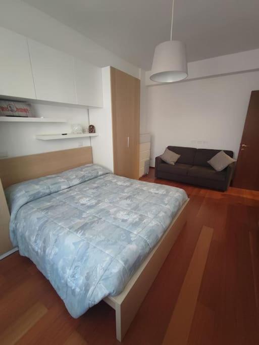 Esplora Comodamente E Poi Riposa Tranquillo Mailand
