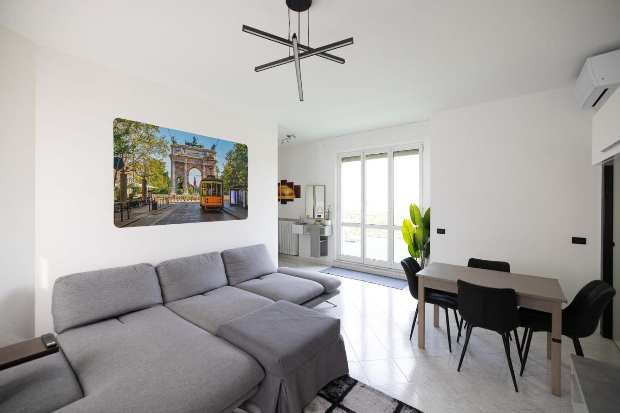 Spazioso Con Terrazzo Navigli , Bocconi Apartment *