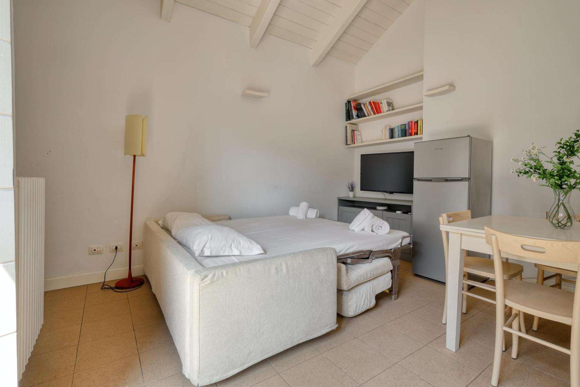 Apartamento Joivy Cosy 1br Flat Near Sempione Park *
