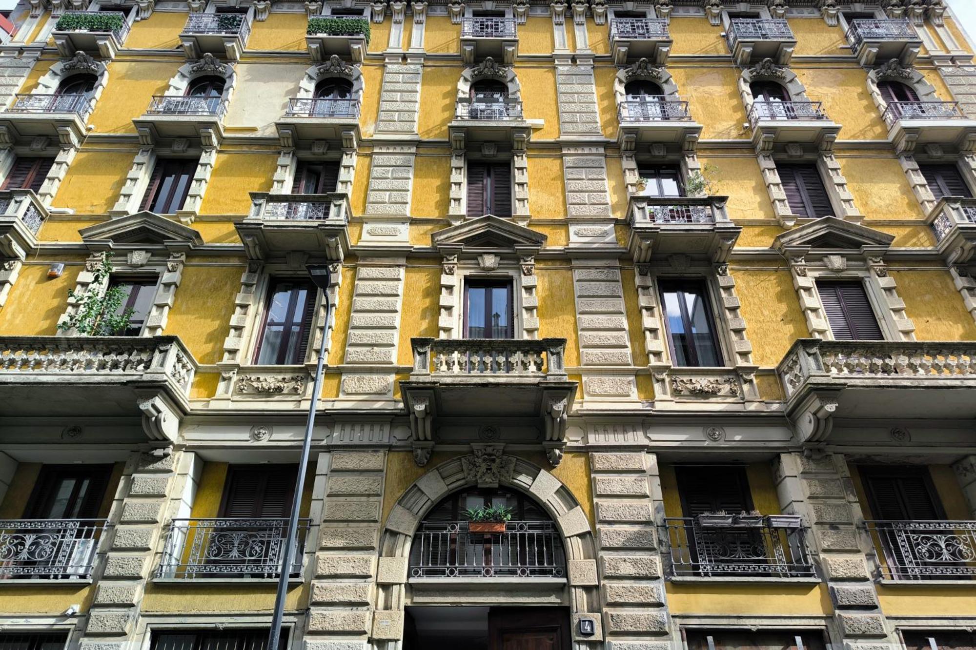 Apartment Joivy Cosy 1br Flat Near Montanelli Gardens Mailand