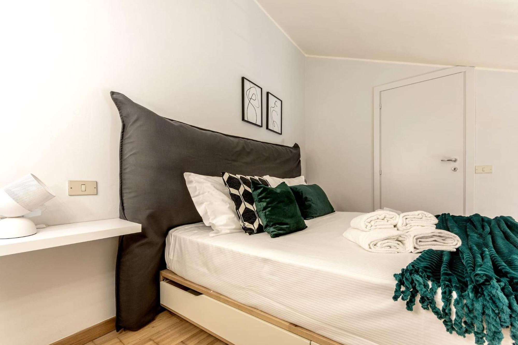 Lovely In The Hearth Of Brera By Rentopolis Apartment *