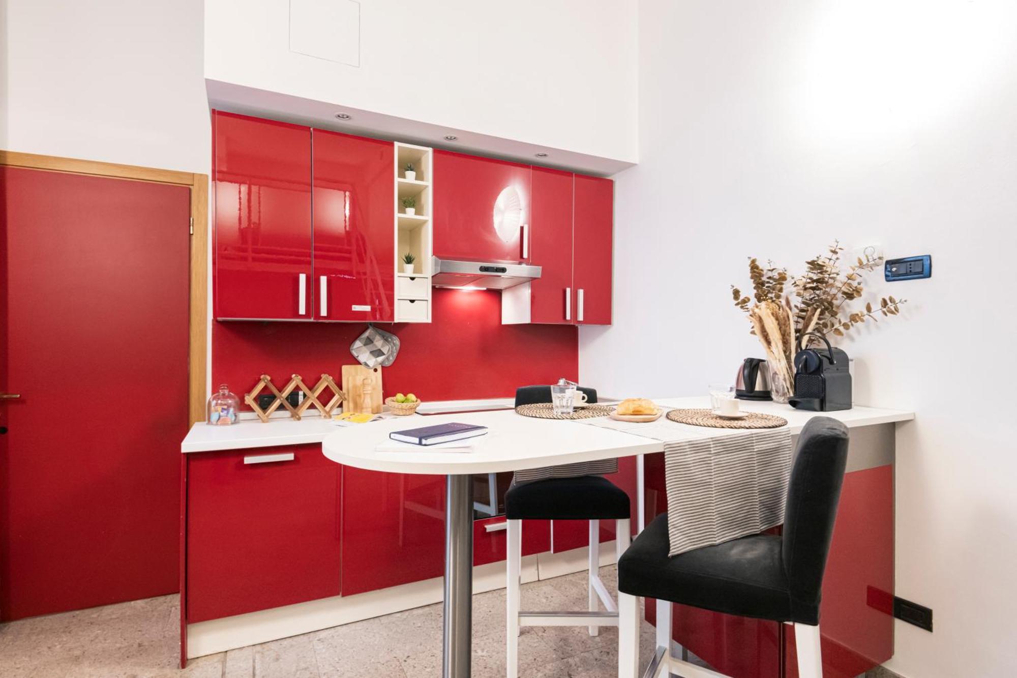 Easylife - Accogliente Monolocale In Via Torino, Posizione Perfetta Per Scoprire La Citta Apartment