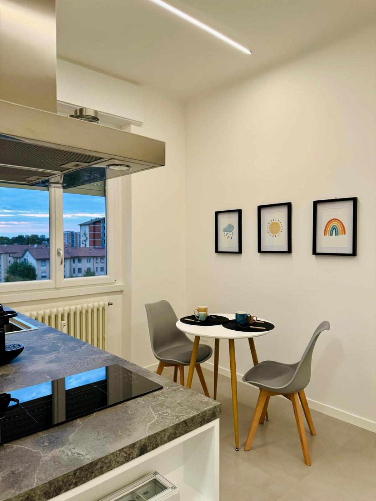 Urban Cloud Apartment *