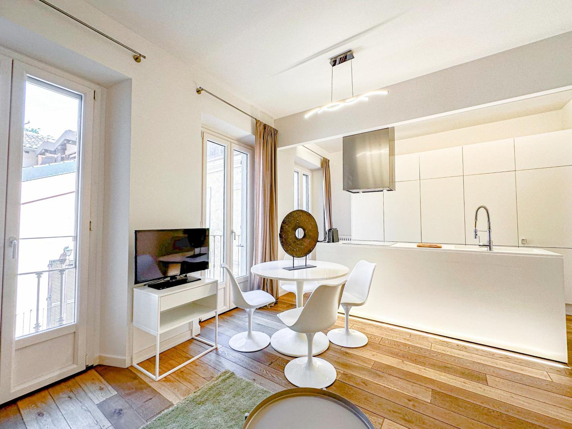 Montenapoleone Luxury Apartment *