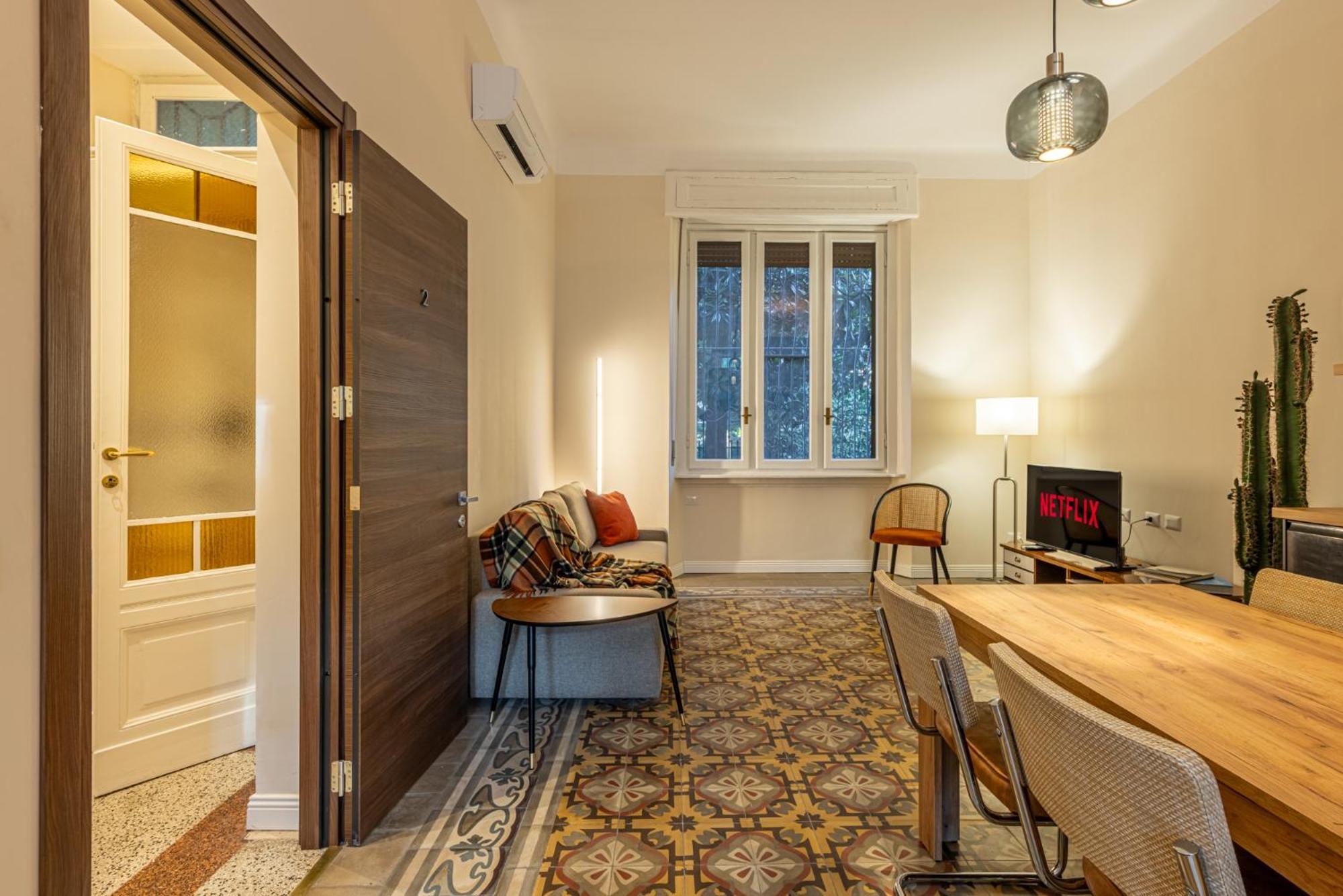 Bilocale Chic In Tropical A Due Passi Da Stazione Mailand