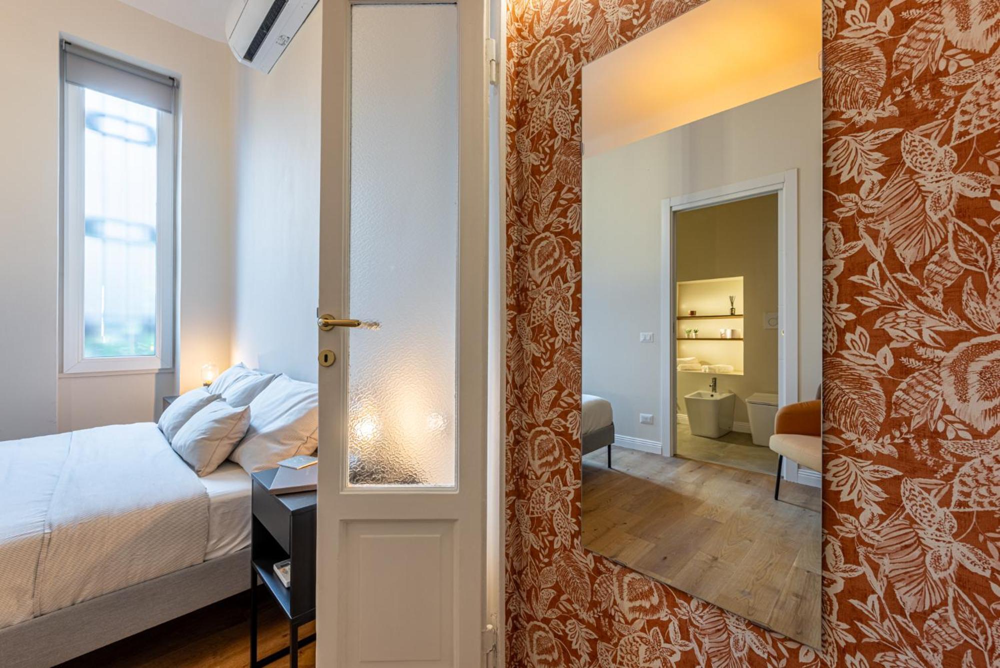 Apartment Bilocale Chic In Tropical A Due Passi Da Stazione *