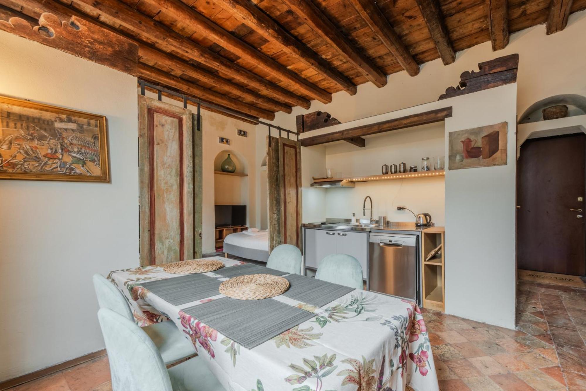 Apartment Porta Garibaldi Antique Charm Mailand