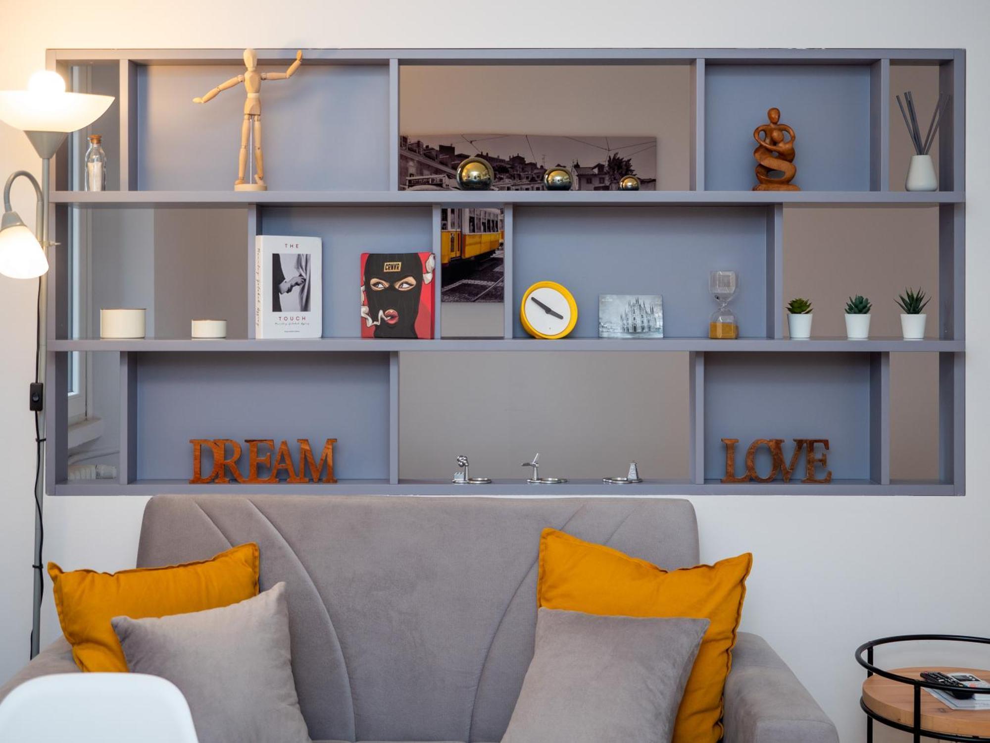 Apartment Keys Of Italy - Melloni 4 / Mustard Revolution