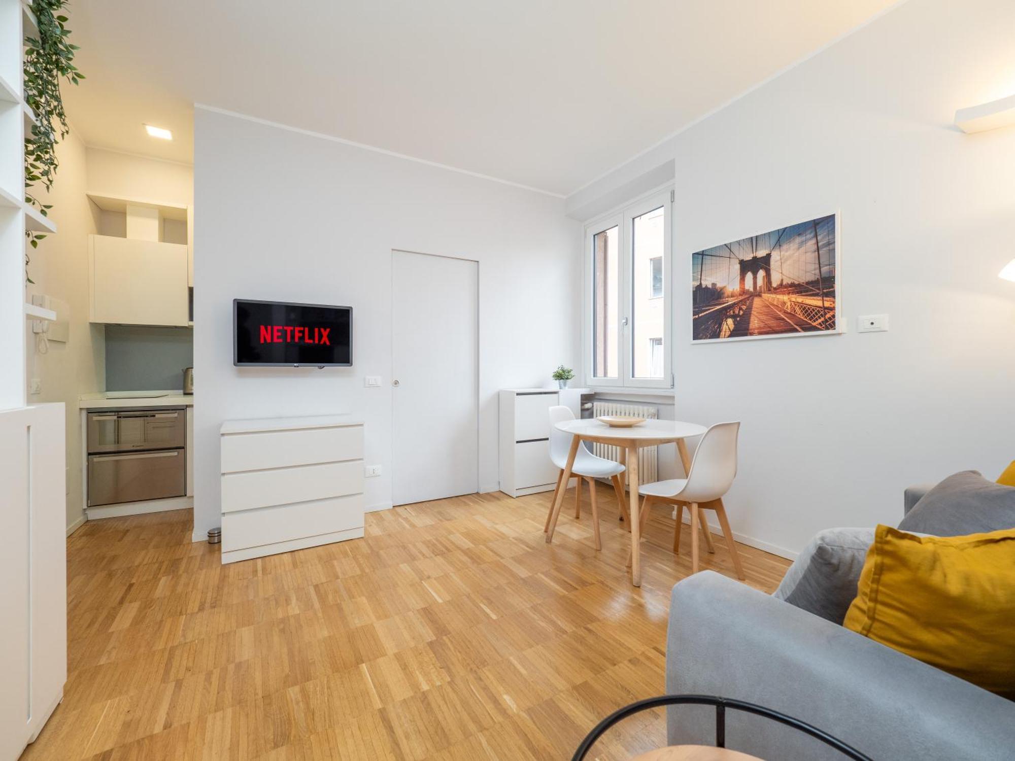Keys Of Italy - Melloni 4 / Mustard Revolution Apartment Milan