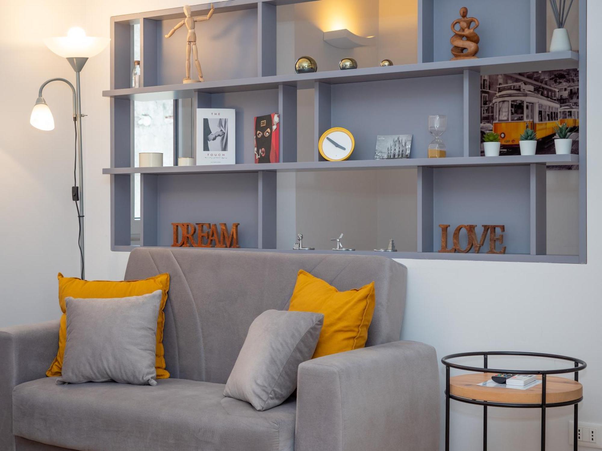Keys Of Italy - Melloni 4 / Mustard Revolution Apartment Milan