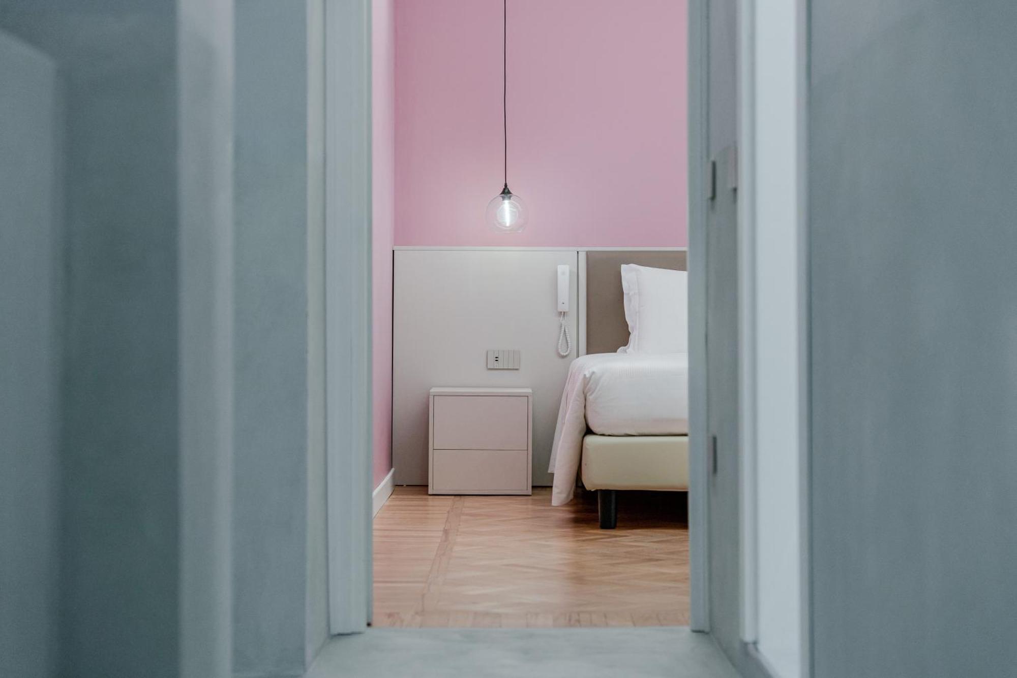 Ticinese Hotel *