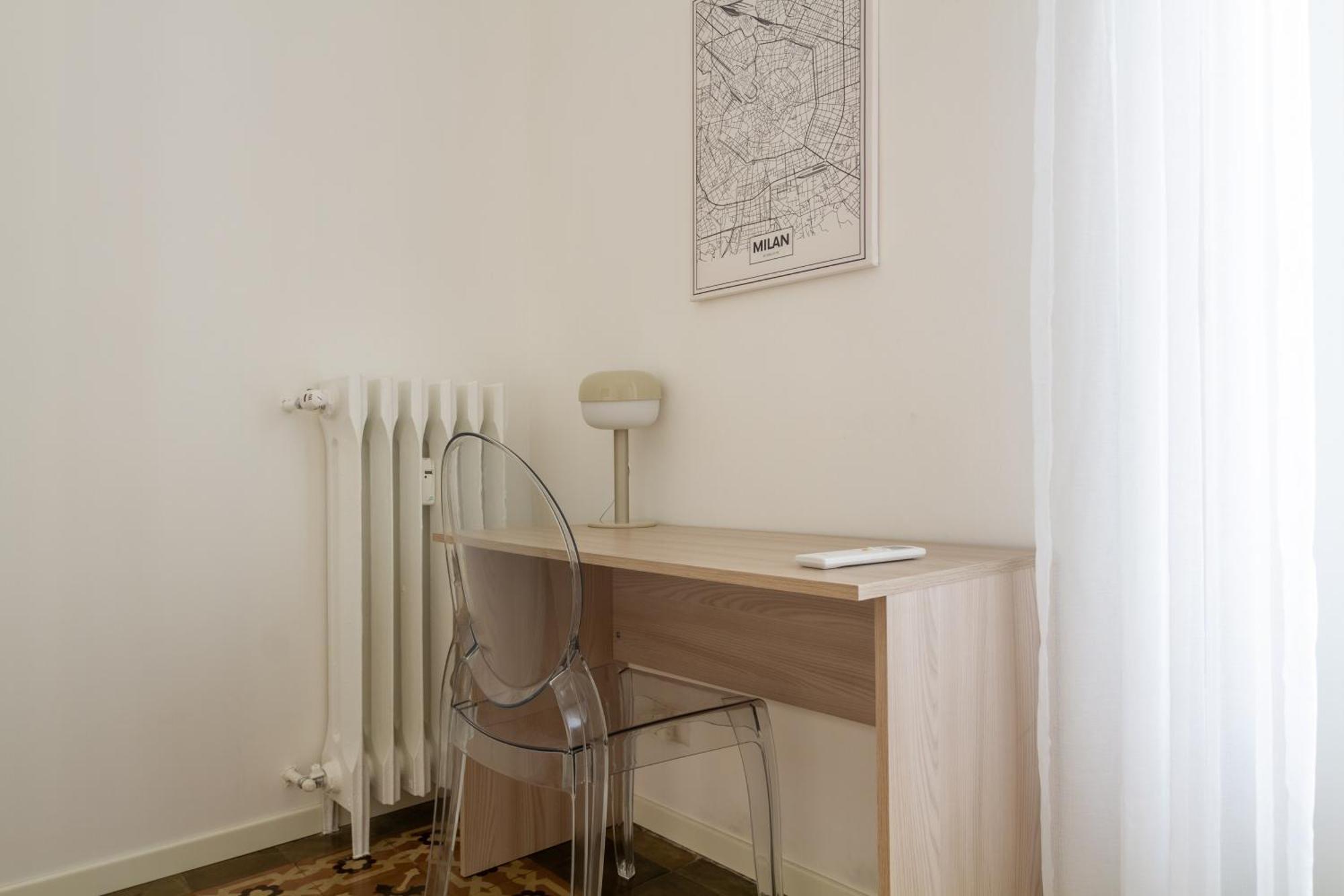 In Historic Building- Porta Venezia Apartment *