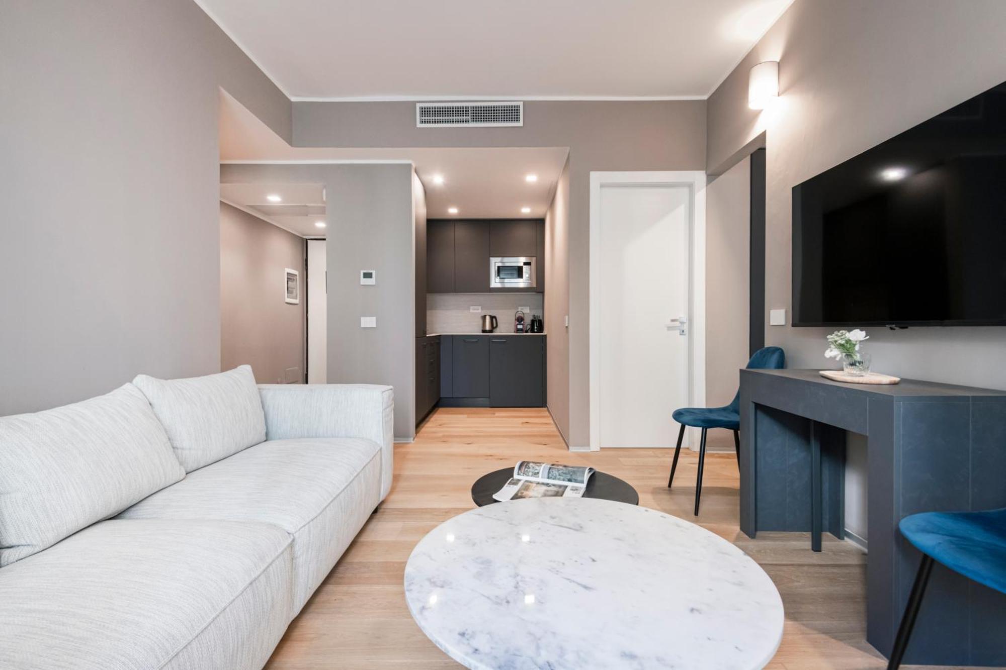 Easylife - Modern With Garden Apartment Mailand