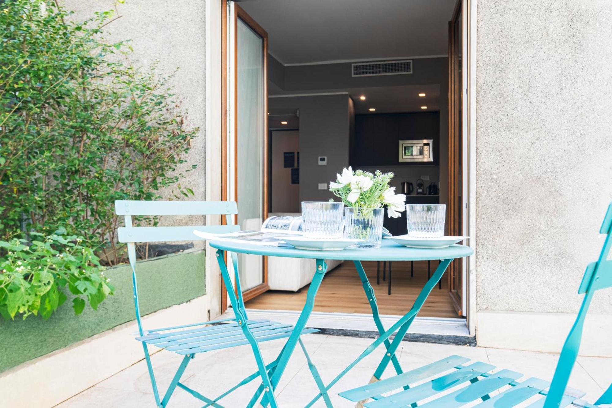 Easylife - Modern With Garden Apartment Mailand