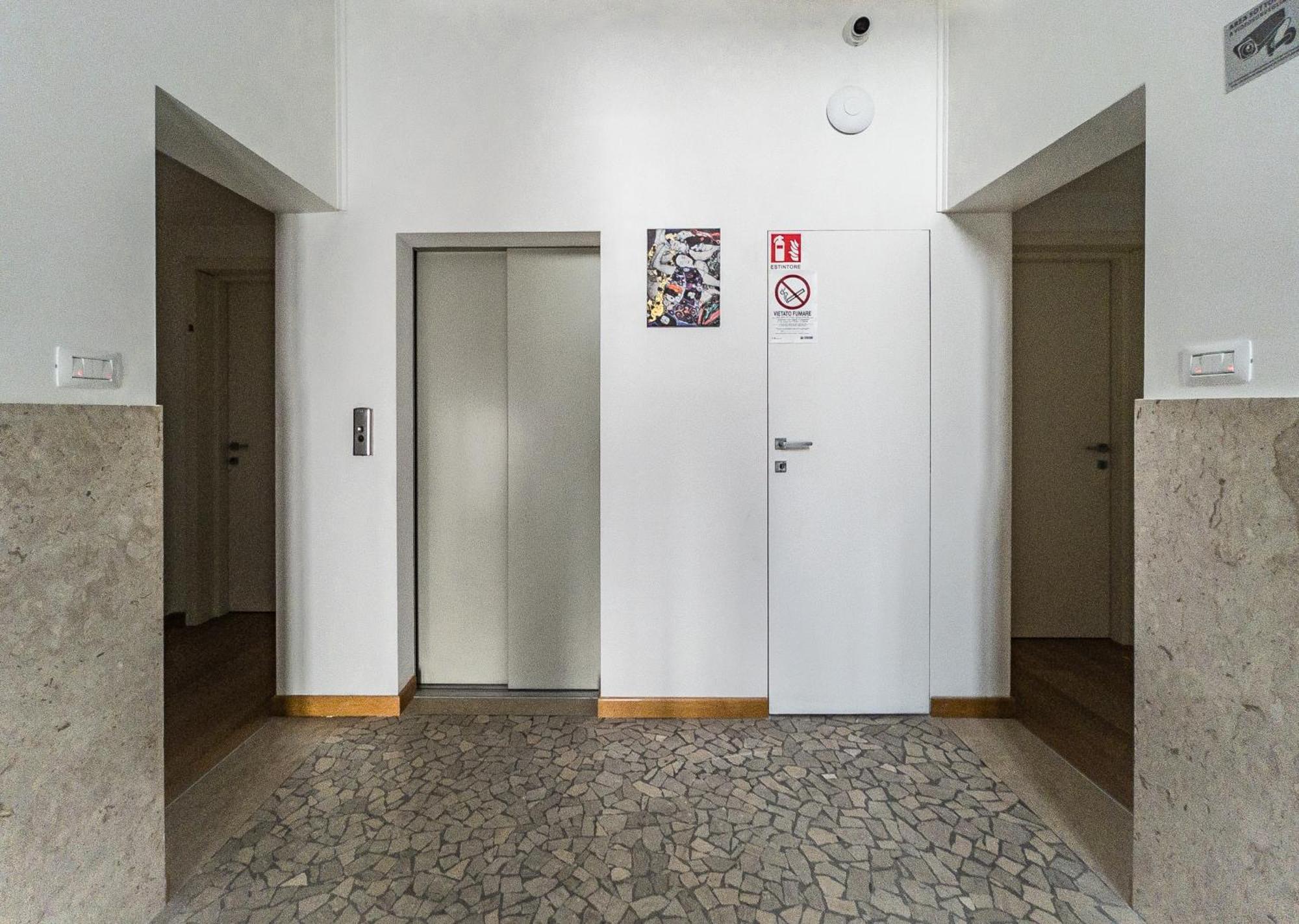Casa de hóspedes Rrrapido Holy And - Via Sardegna Milão