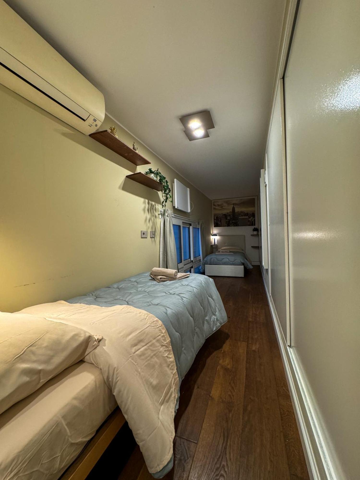 Dea Dreams - Lofty Marghera Holiday home