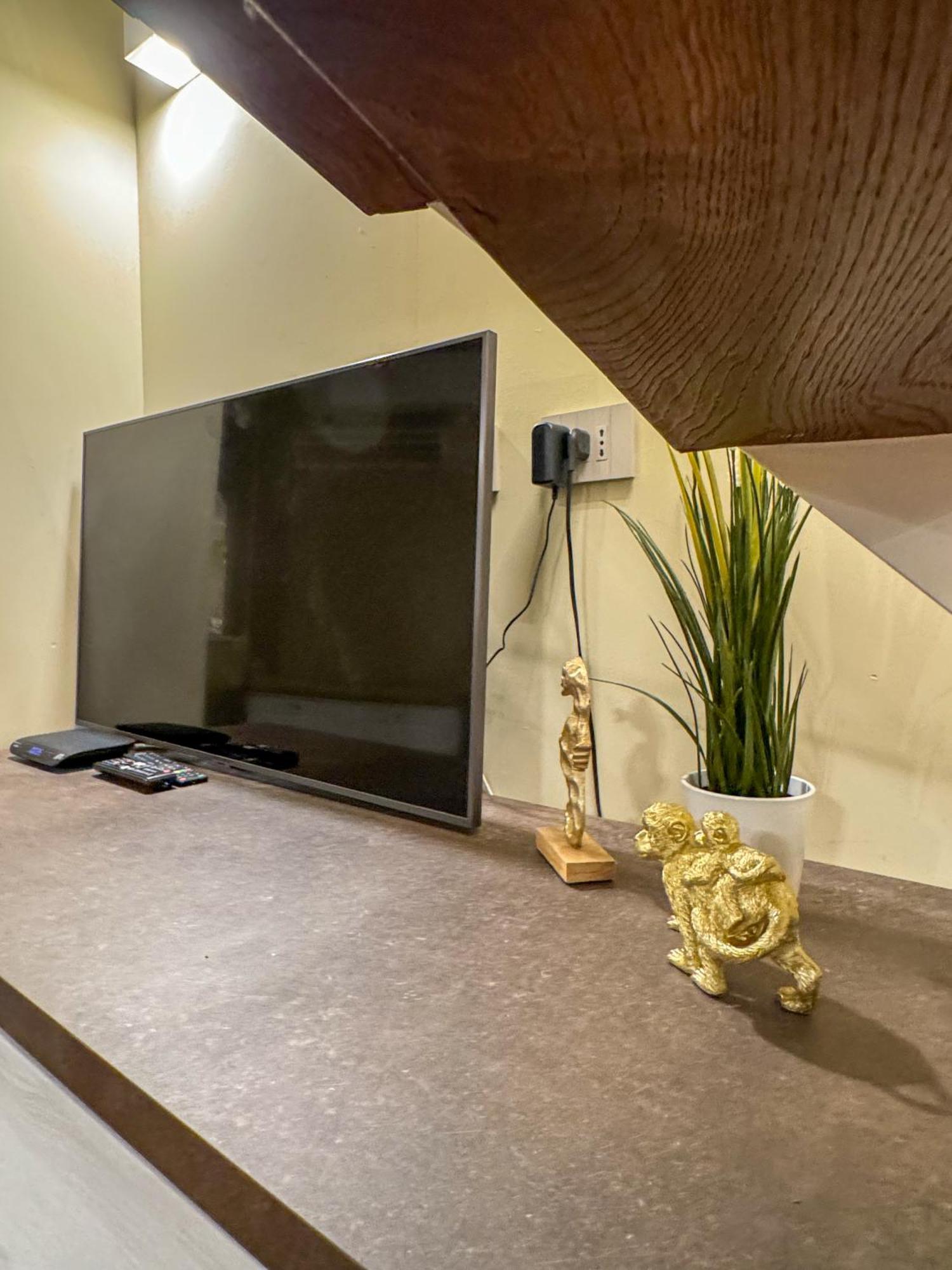 Dea Dreams - Lofty Marghera Holiday home