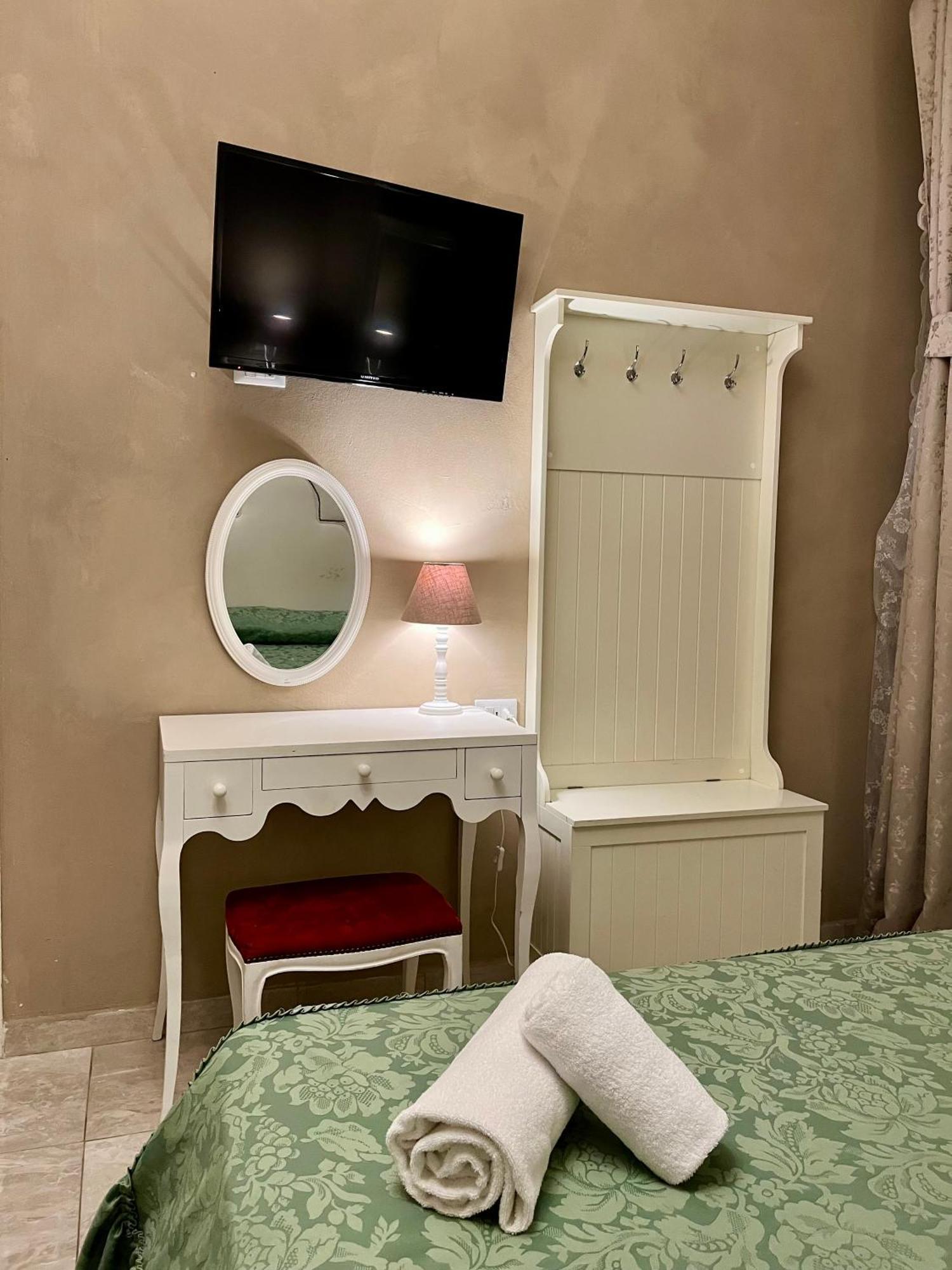 Boutique Calais Hotel Milão