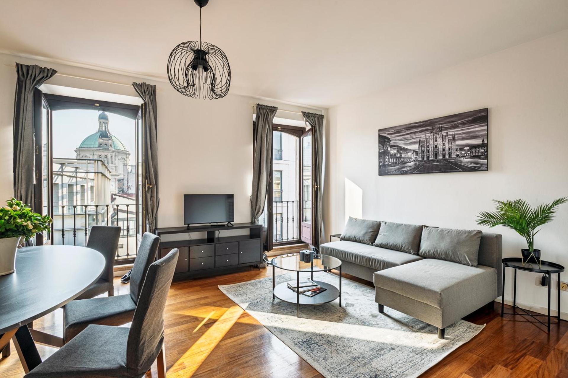 Elegant 2 Bedrooms Near Duomo Apartment Mailand