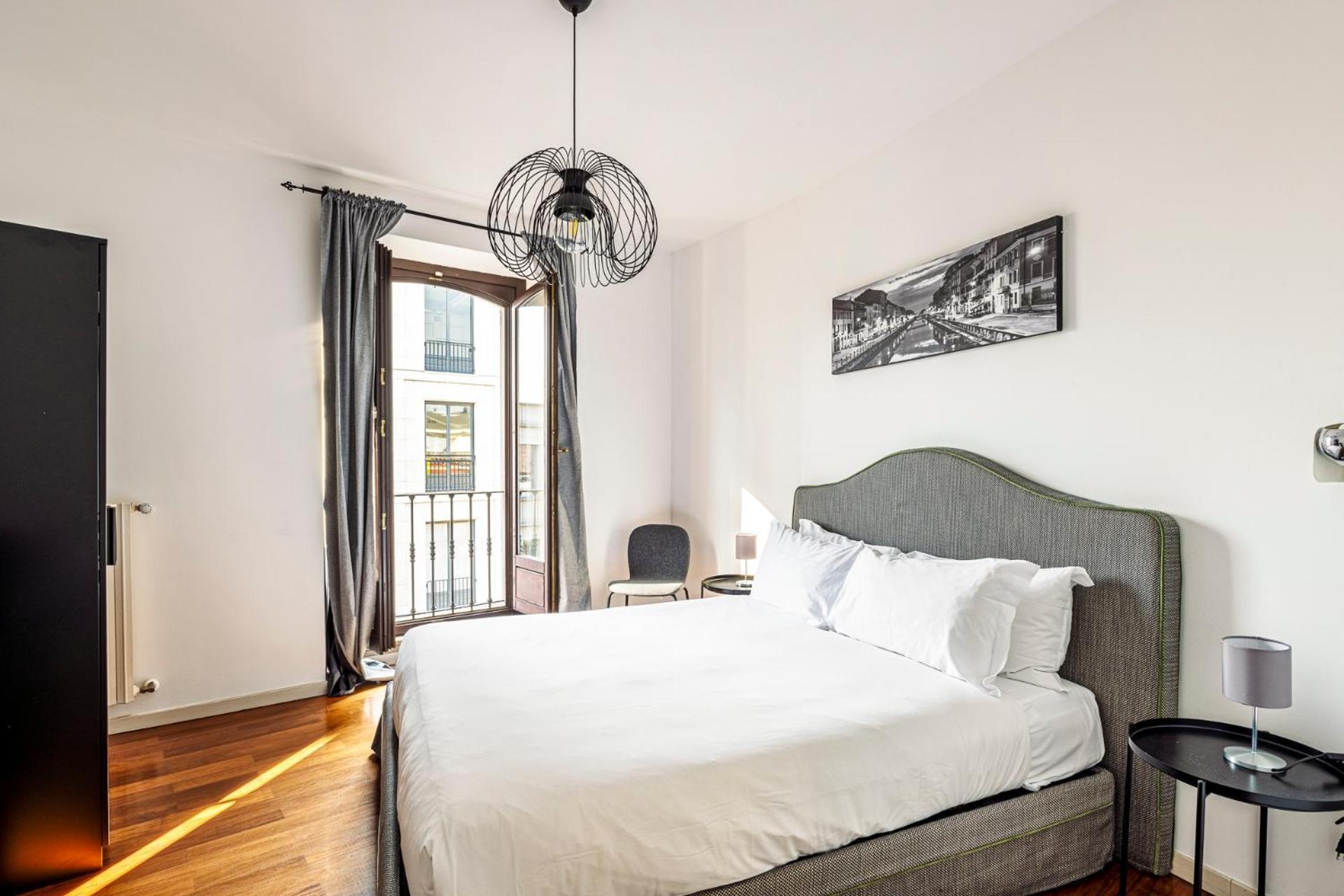 Elegant 2 Bedrooms Near Duomo