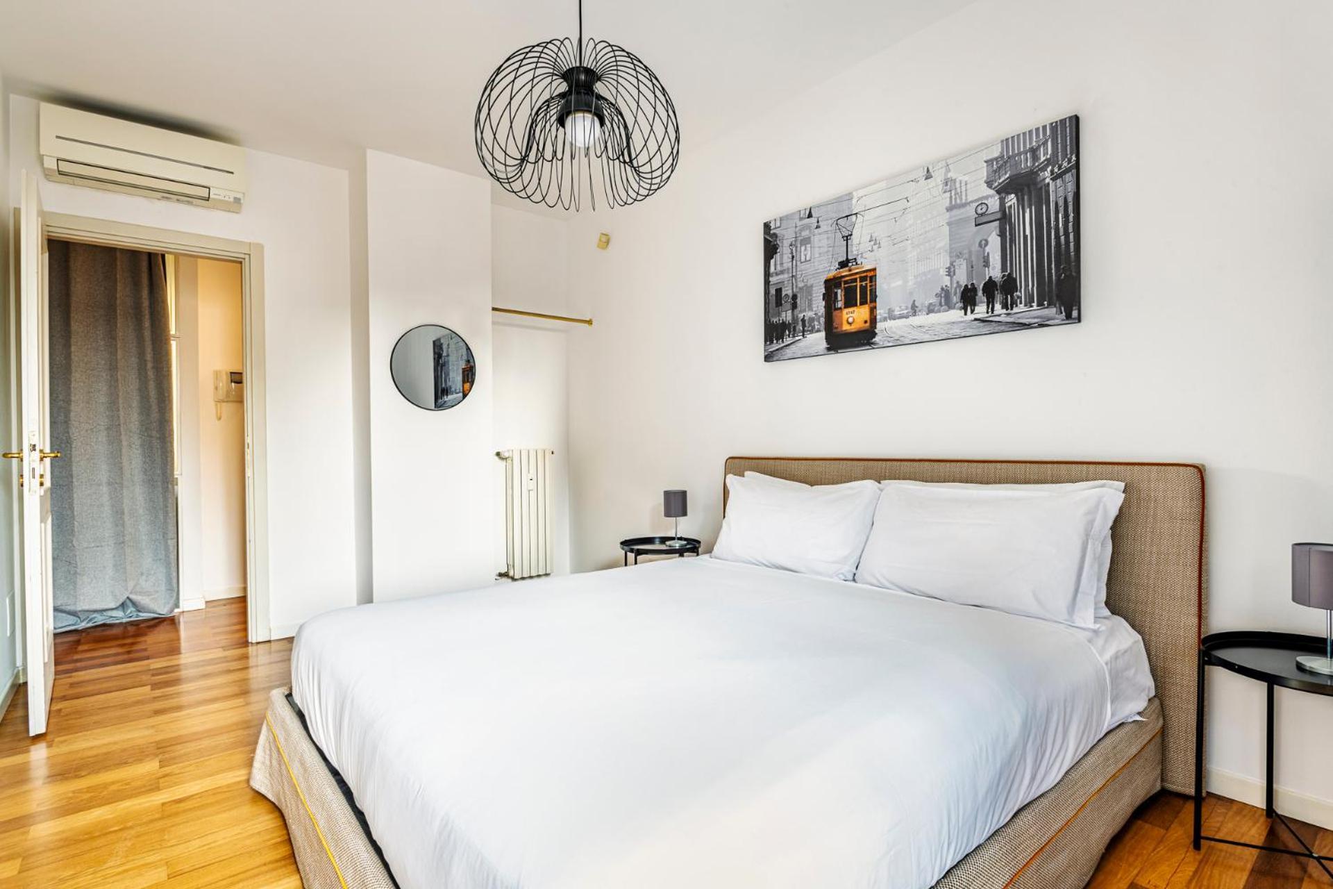 Elegant 2 Bedrooms Near Duomo Apartment Mailand