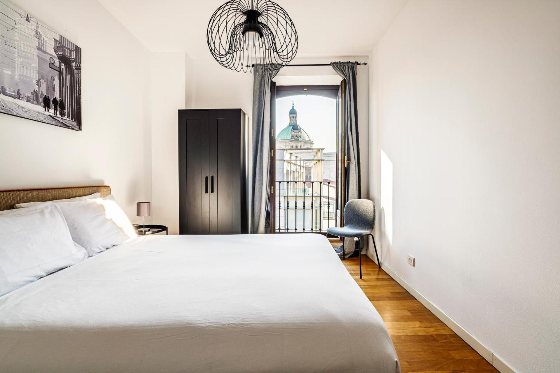 Elegant 2 Bedrooms Near Duomo