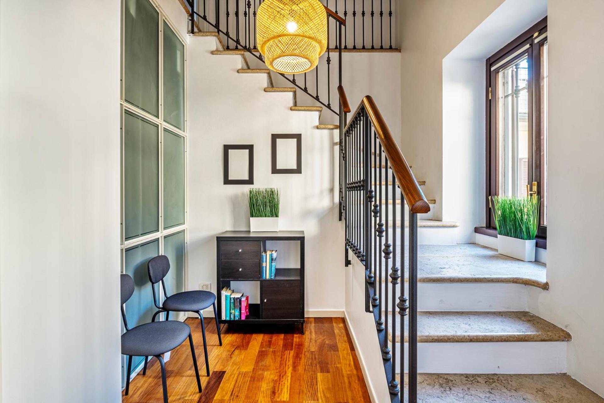 Elegant 2 Bedrooms Near Duomo * Mailand