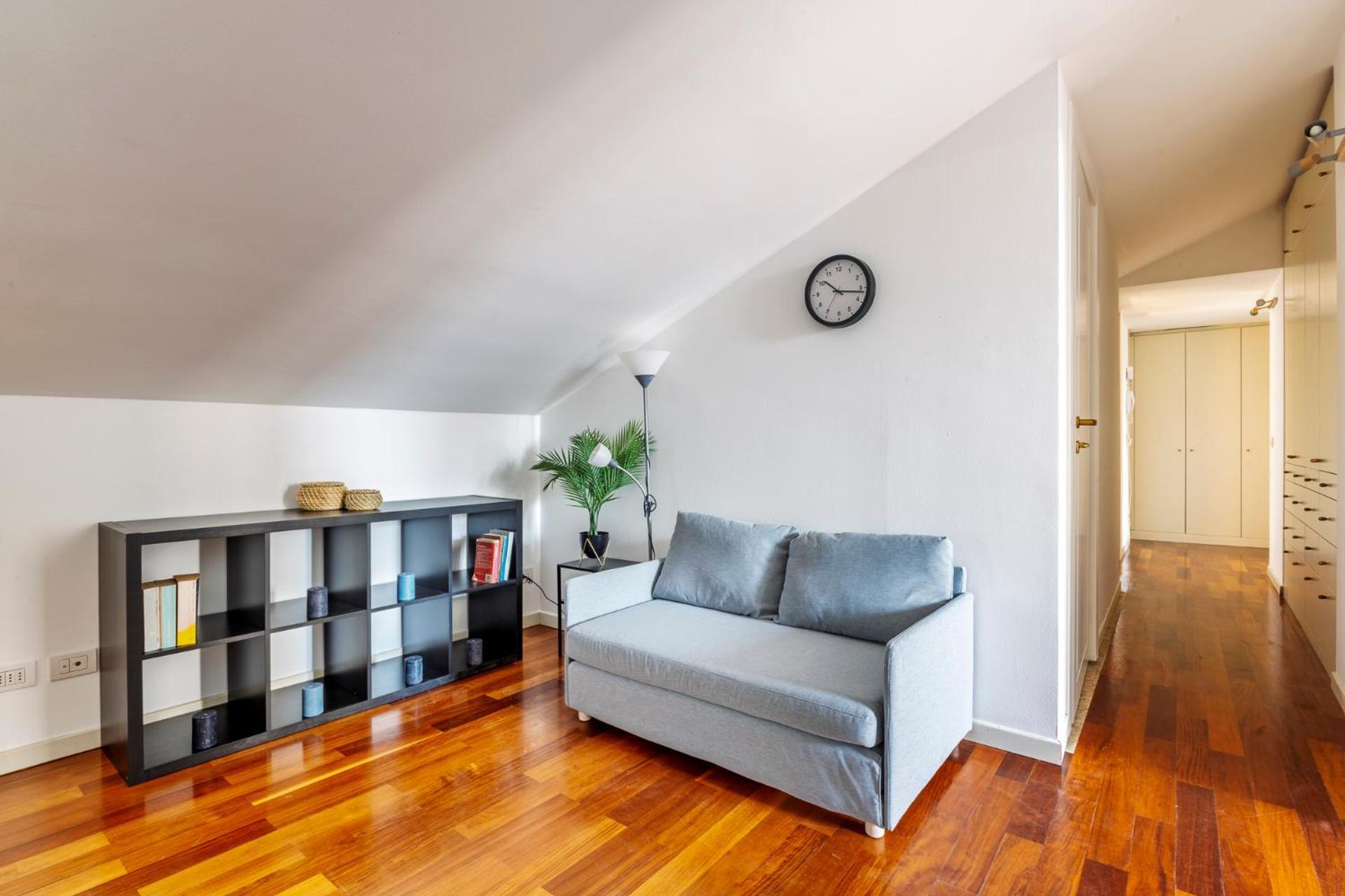 Elegant 2 Bedrooms Near Duomo * Mailand