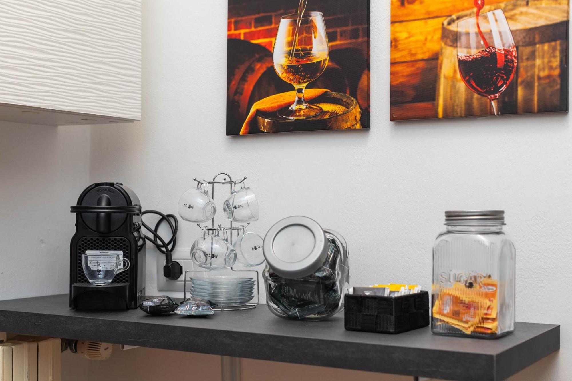 Life Elegant Penthouse With Terrace, Wi-fi Netflix, Subway Apartment Milan