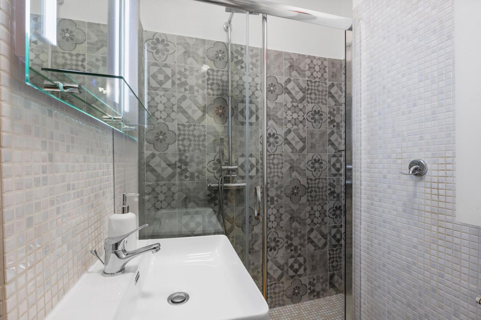 Life Elegant Penthouse With Terrace, Wi-fi Netflix, Subway *