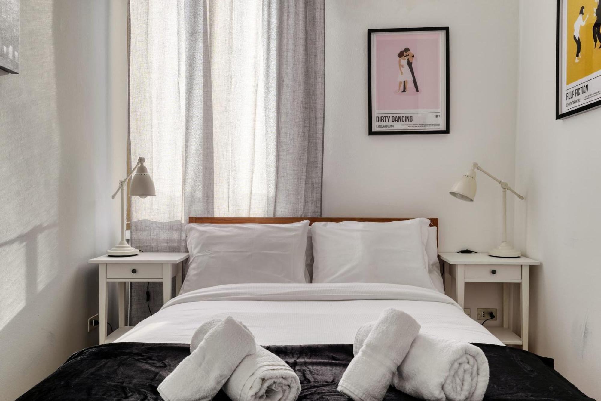 View, Elegant In Milan's Rooftops Apartment *