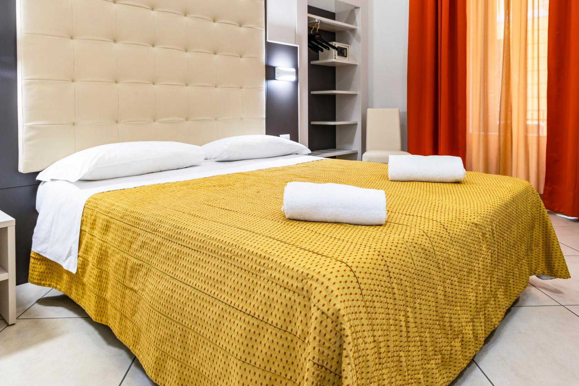 Demo' Hotel