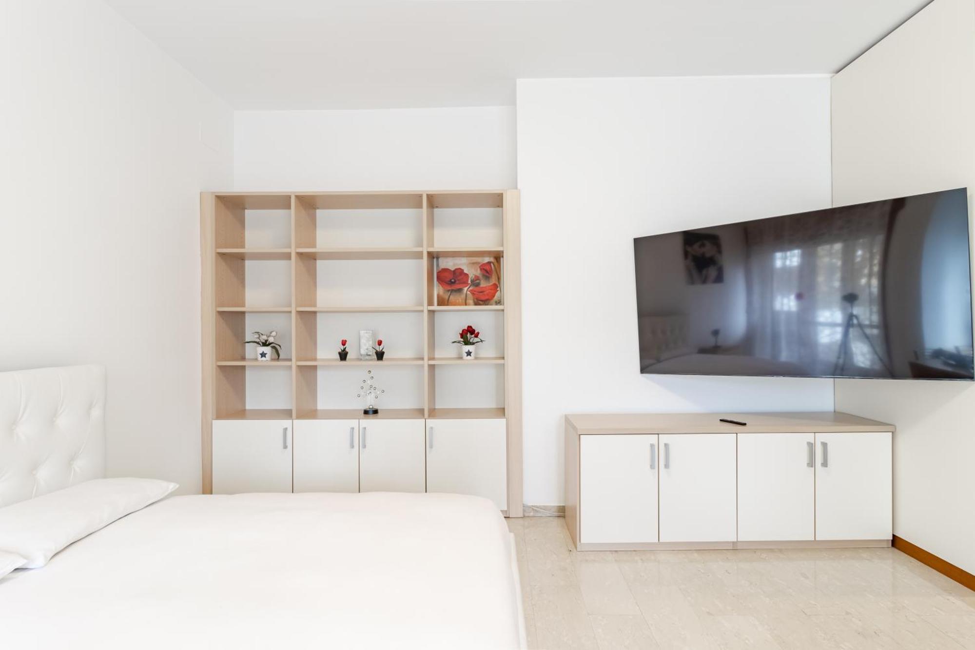 Apartment Moncler House Navigli Mailand