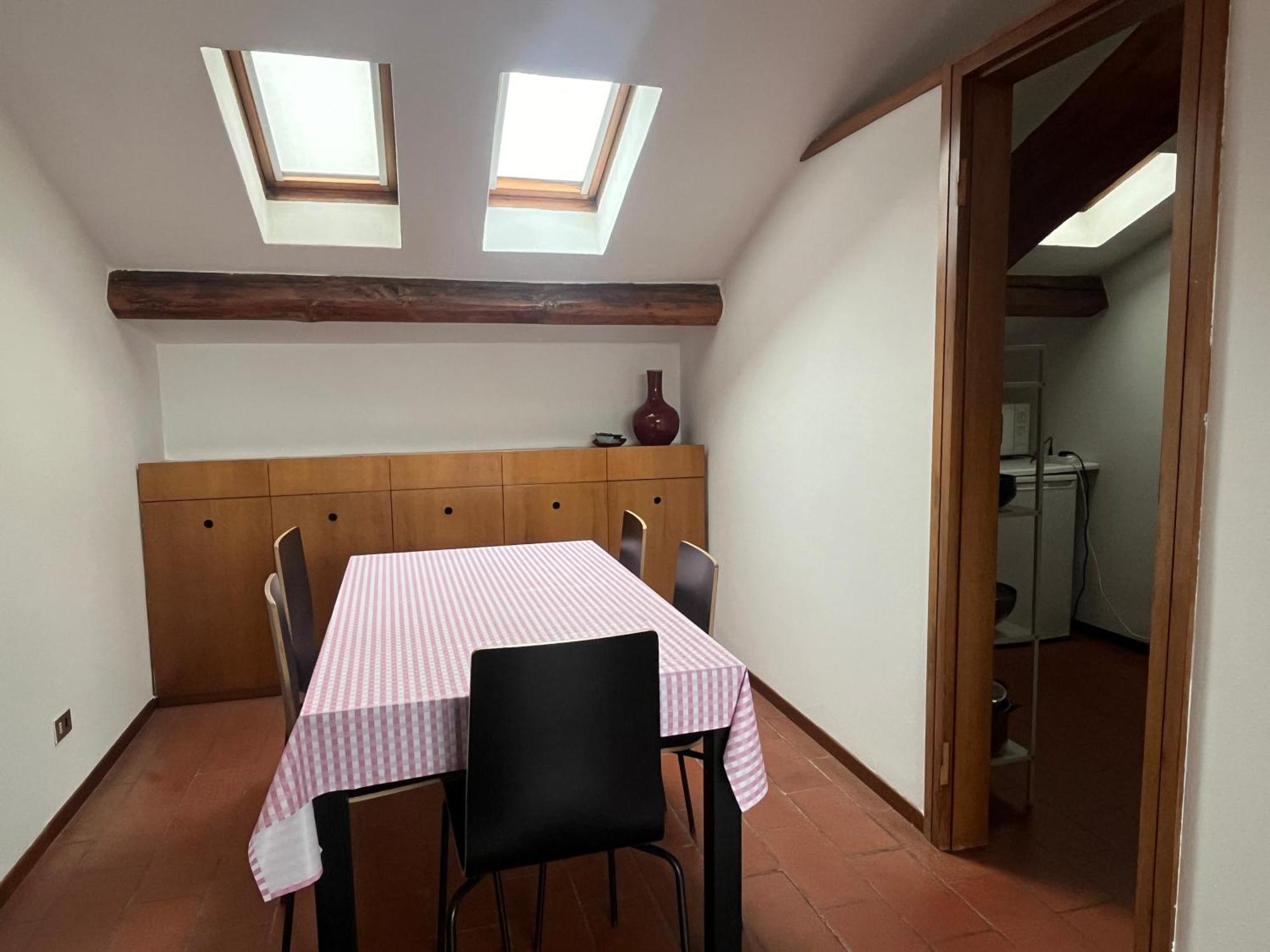 Apartment Very Close To The Area *