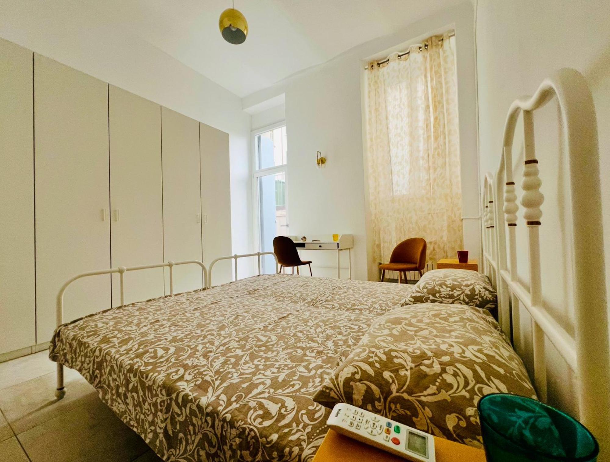 Flats And Modern In Navigli *