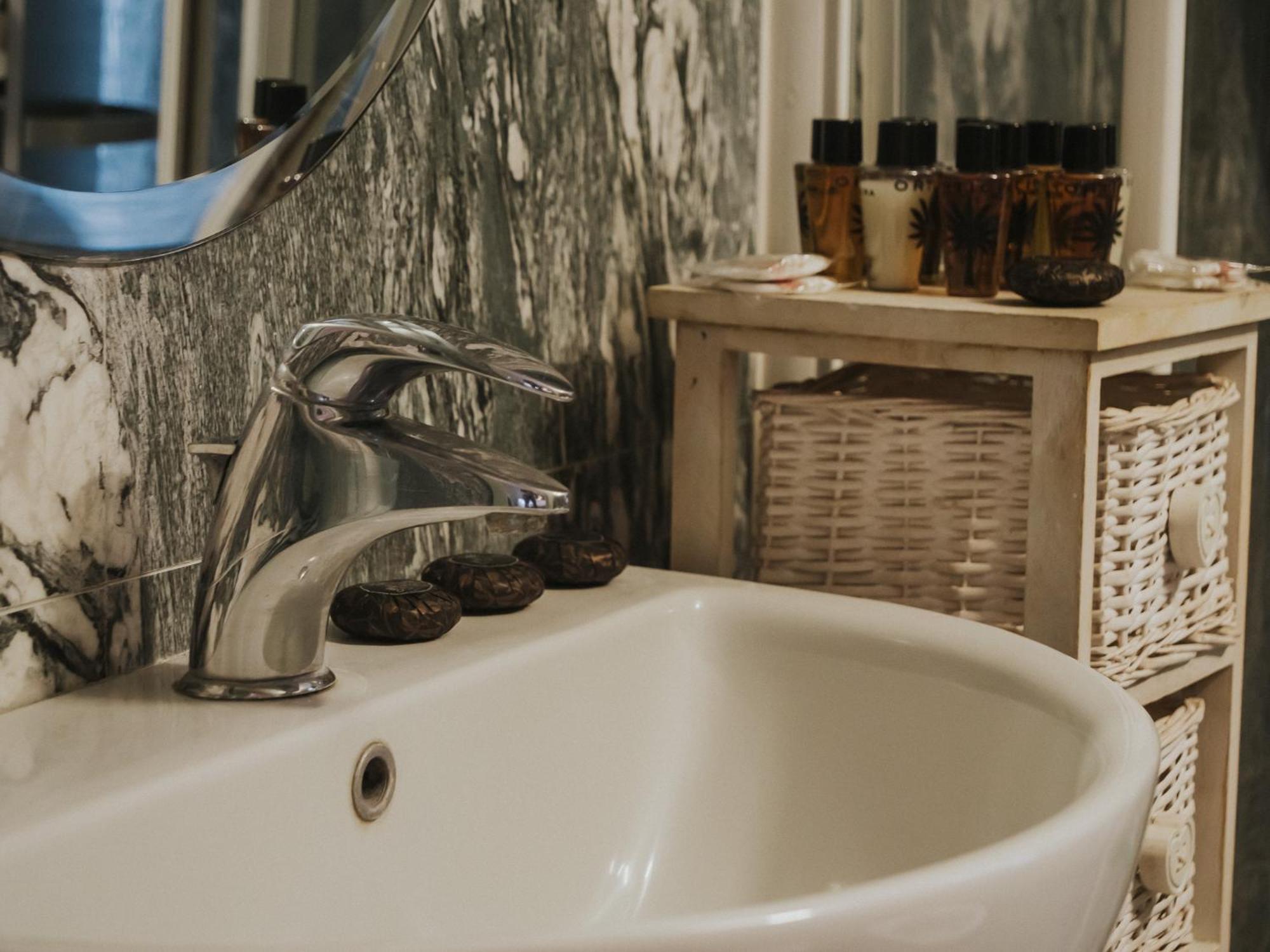 Prestige Boutique Homes - San Babila Apartment Milan