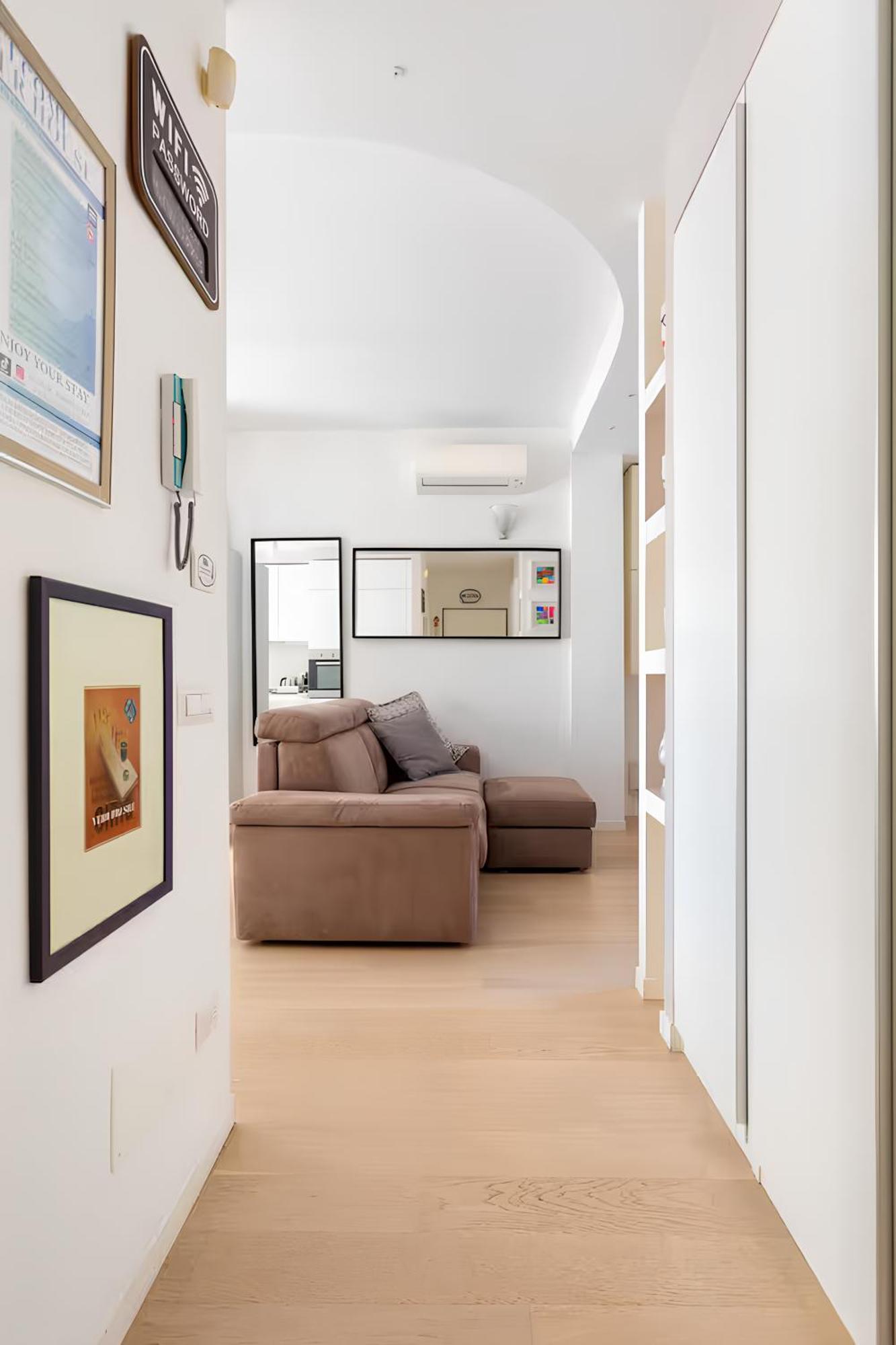 Silver House Navigli - Tortona Apartment *