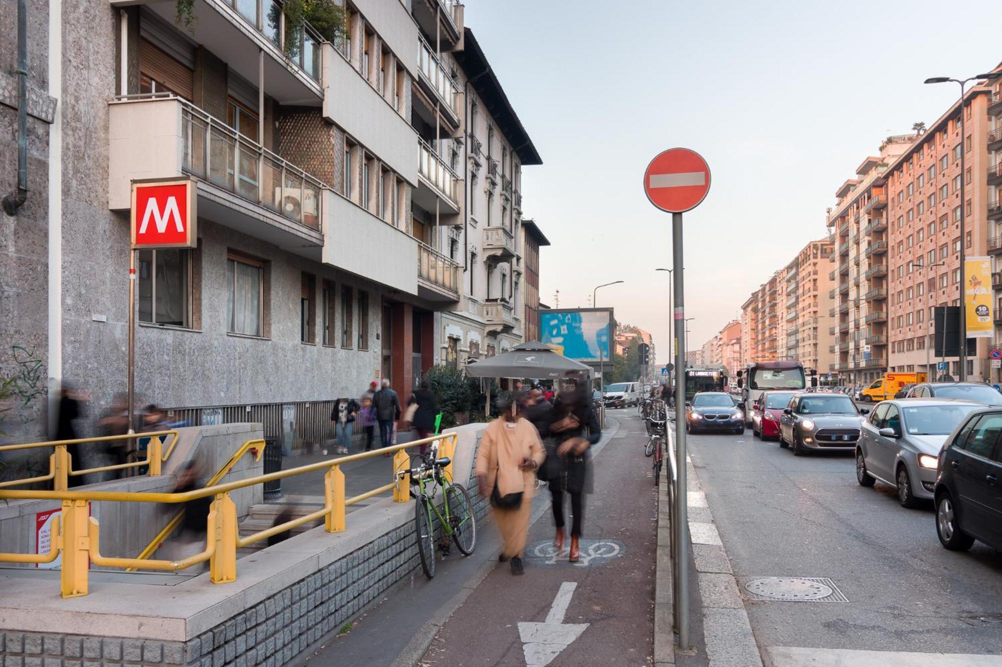 Gioia - Sopra La Metro Sondrio Mailand