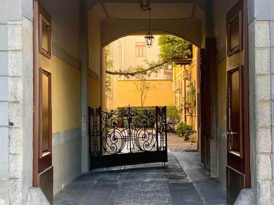 Location Naviglio With Terrace Mailand