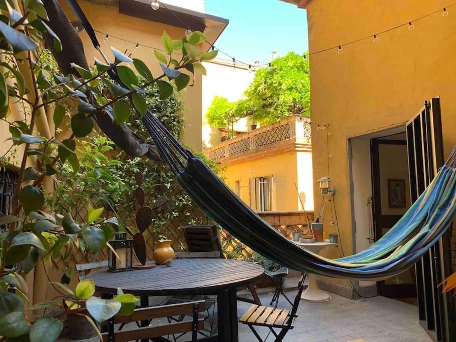 Location Naviglio With Terrace Apartment Mailand