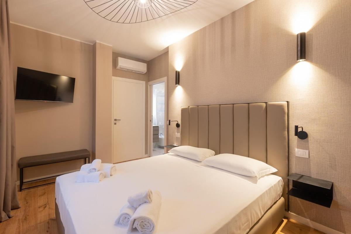 Beautiful 1 Bedroom Fiera Area - Mirable Pm Apartment Mailand