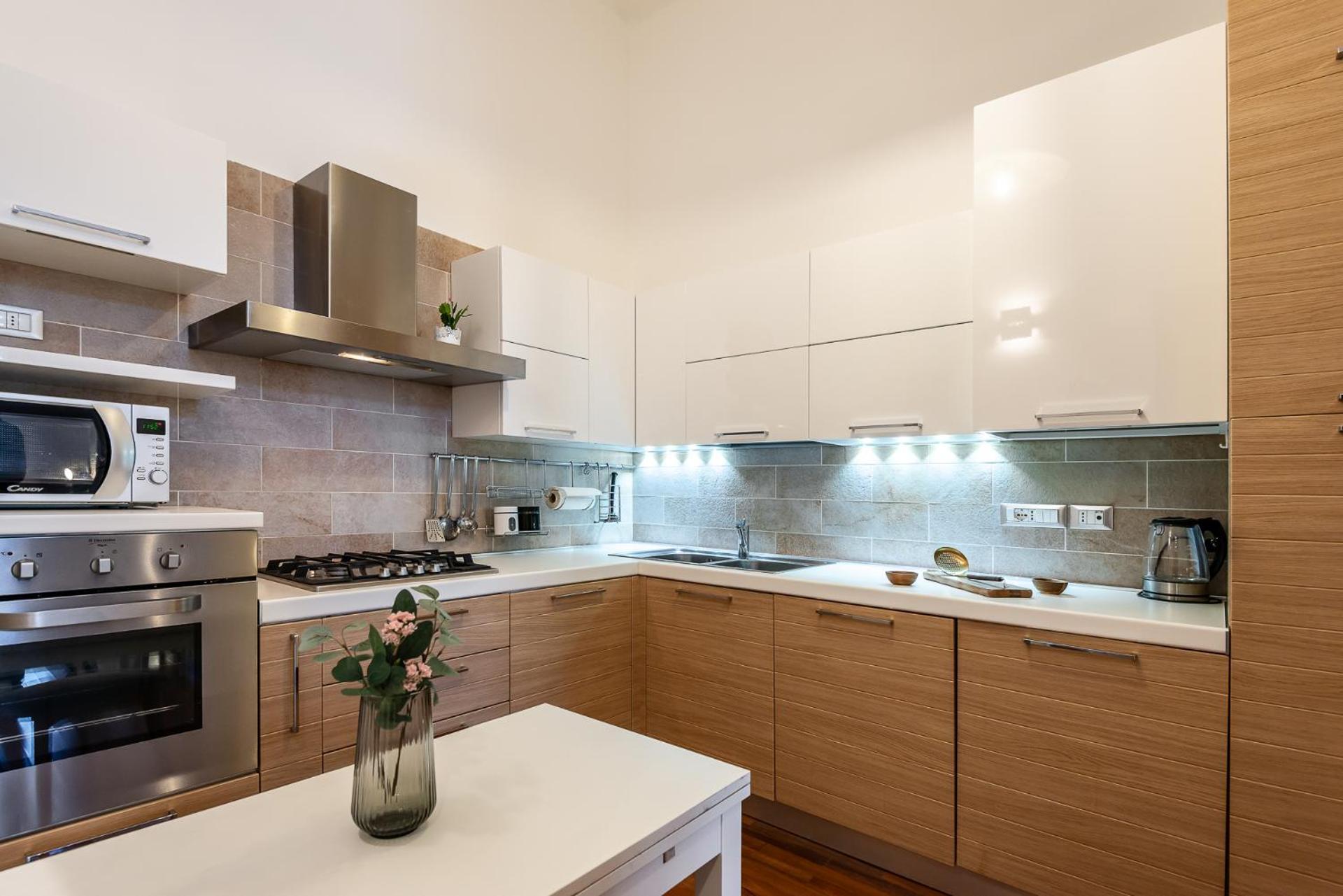 Stayeasy Montenero48 - Portaromana Center Apartamento *