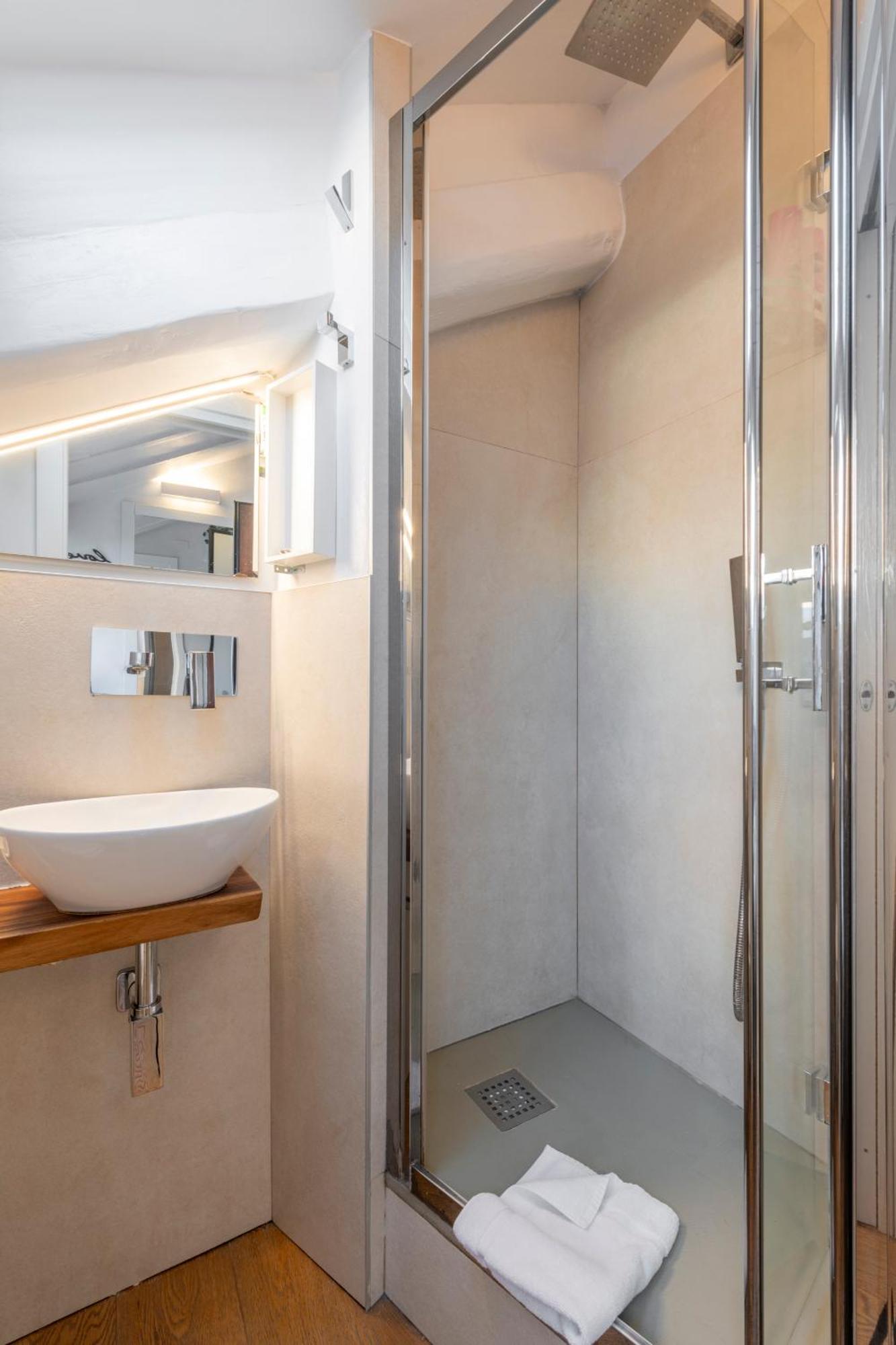 Apartment Bright Mini In The Heart Of