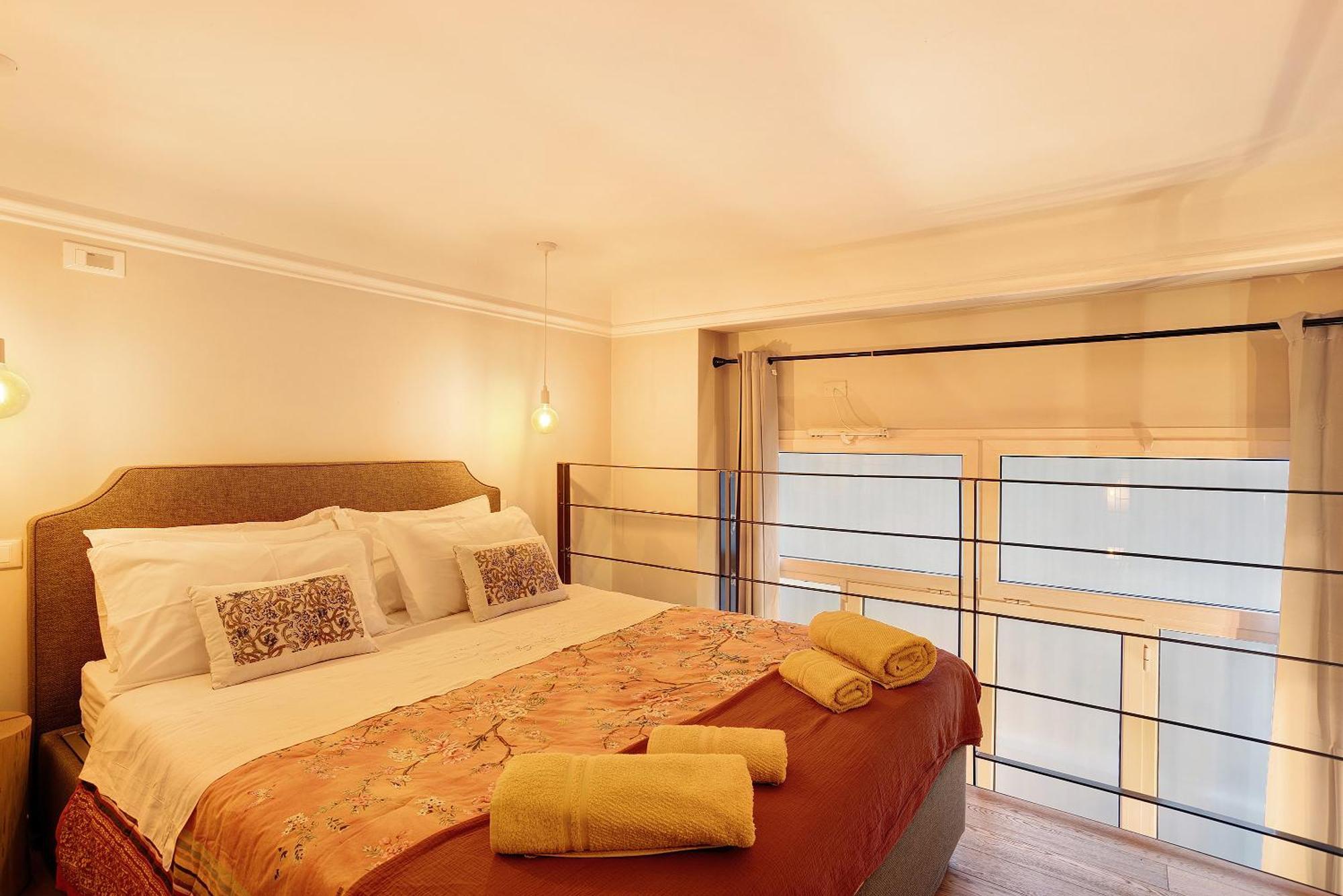 Dezza Loft Apartment