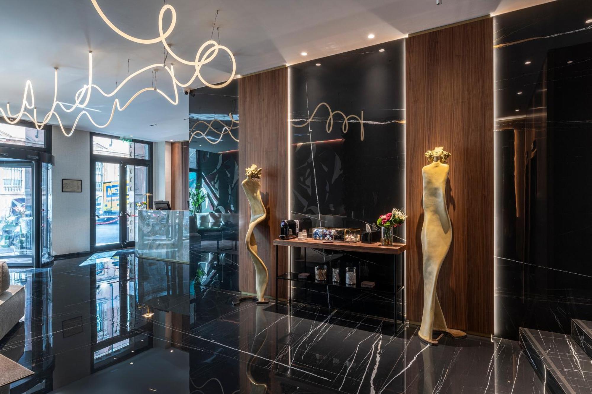Duomo Hotel & Apartments