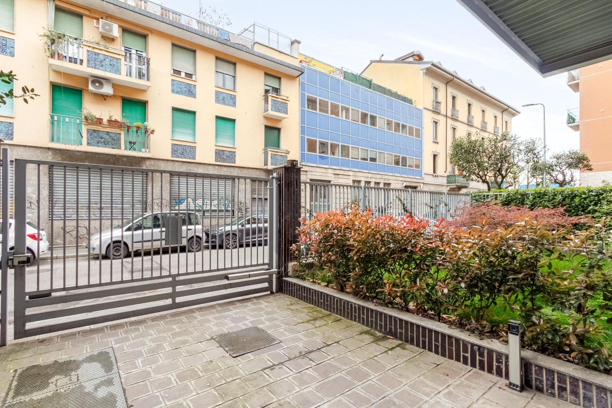 Apartamento Rentopolis - Palazzo Candiani Milão