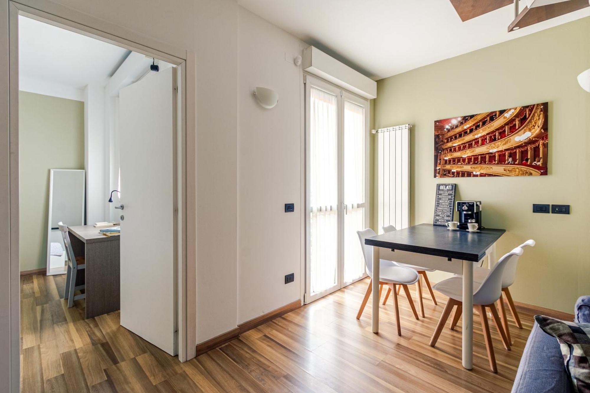Rentopolis - Palazzo Candiani Apartamento