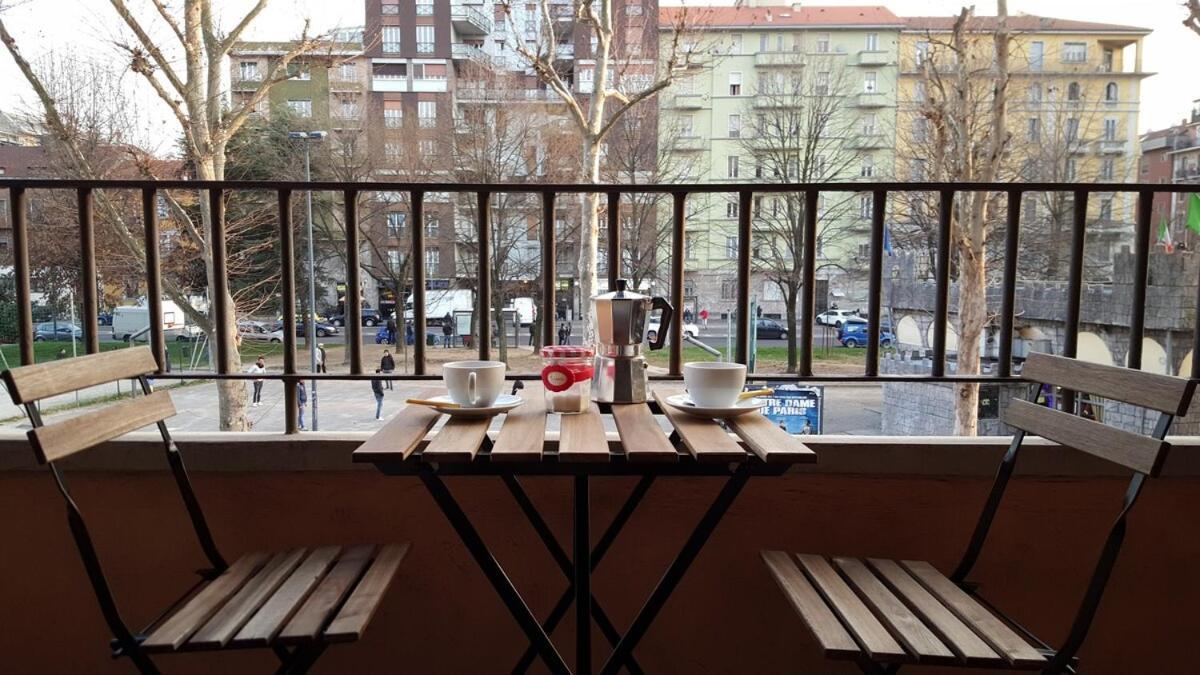 Bocconi-navigli * Milão